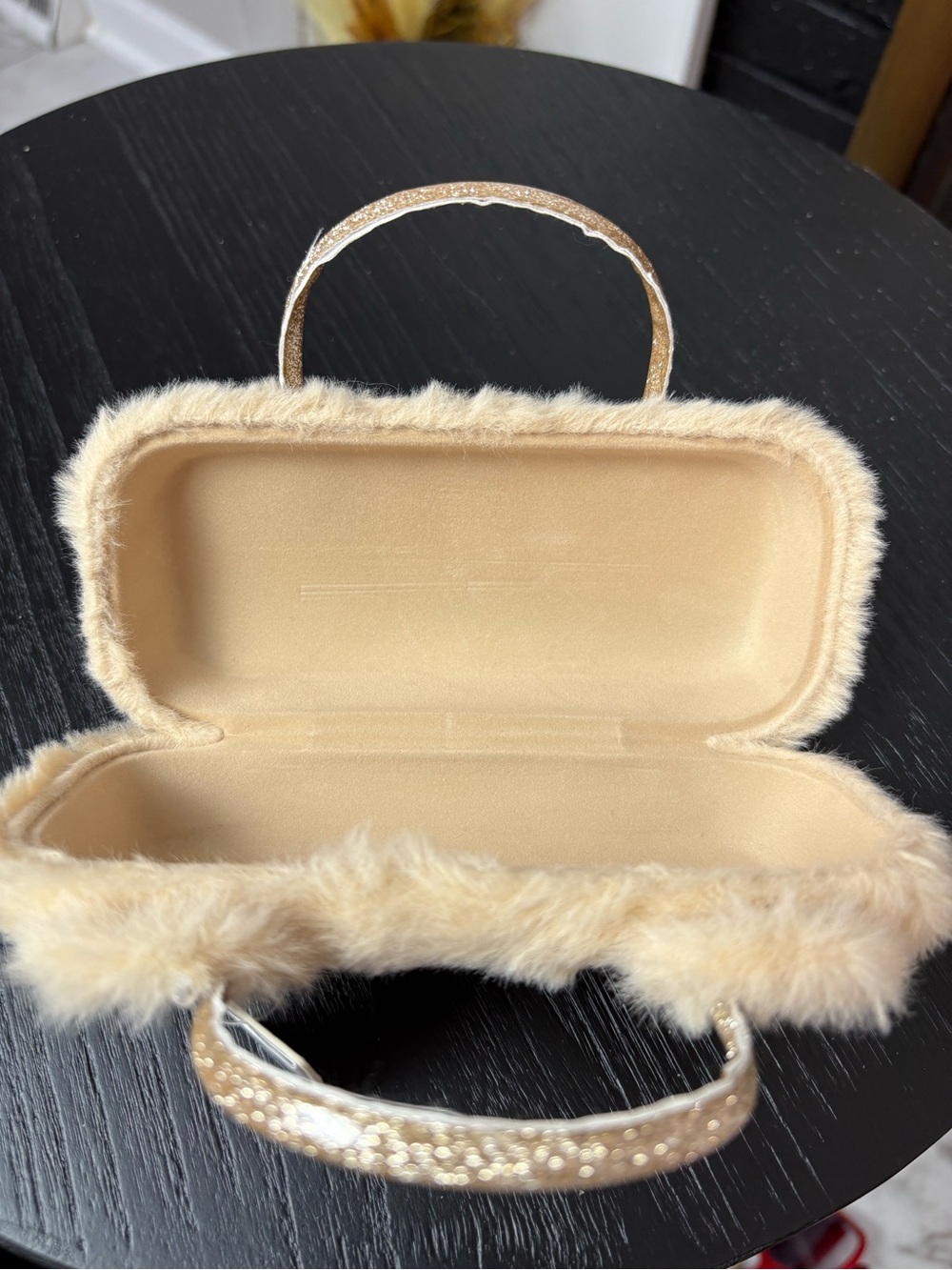 Kids Plush Bear Handle Eyewear Case Purse in Beige - Picture 3 of 4